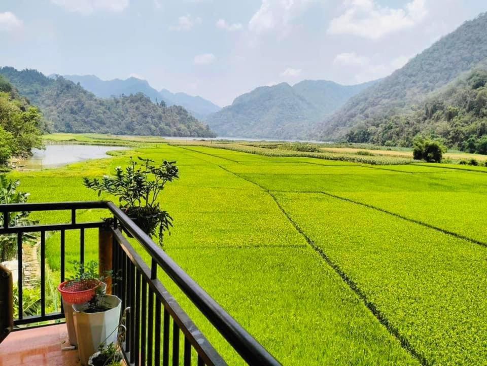 Ba Be Homestay - Nha Nghi Tran Thuc バックカン エクステリア 写真
