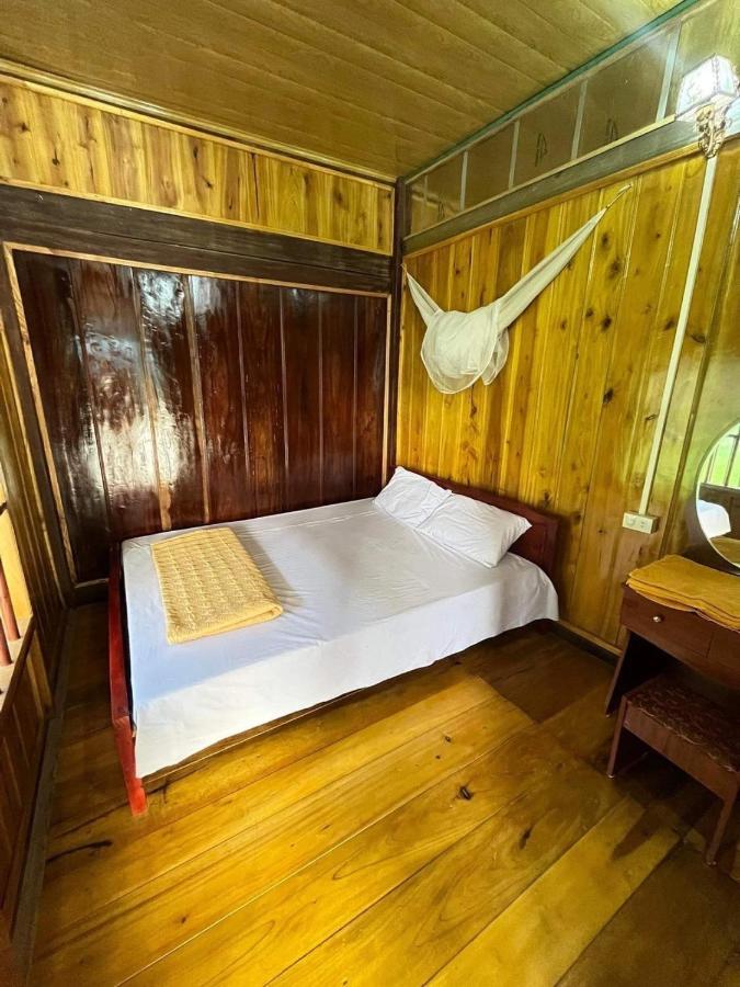 Ba Be Homestay - Nha Nghi Tran Thuc バックカン エクステリア 写真